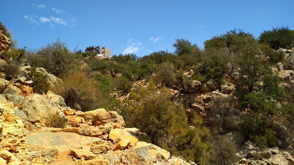 Scenery neat Paradise Valley