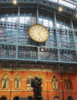 St Pancras station clock